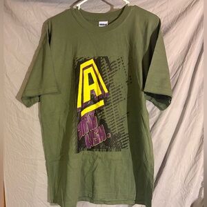 Vintage Aknowledge Ambush Green Graphic T-Shirt with Purple and Yellow Design